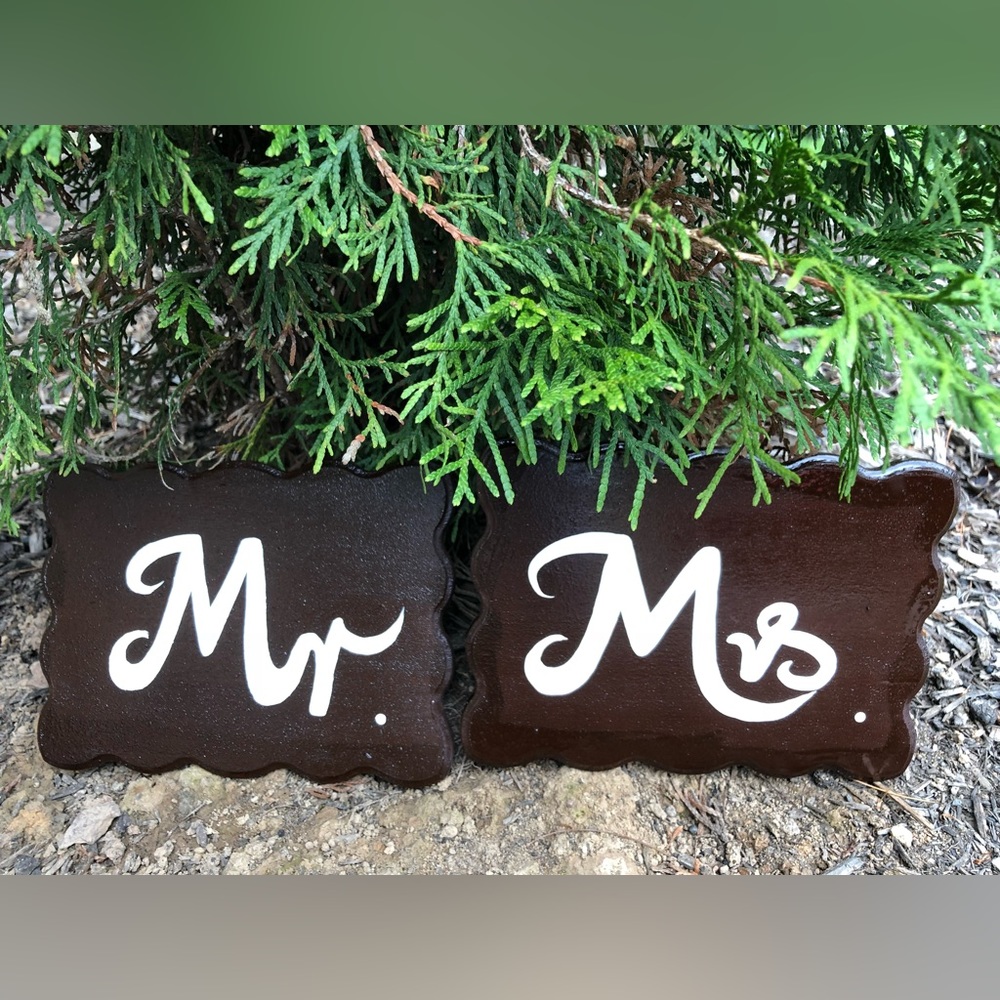Mr Mrs Wedding Sign, Brown Wooden Mr Mrs Wedding Sign